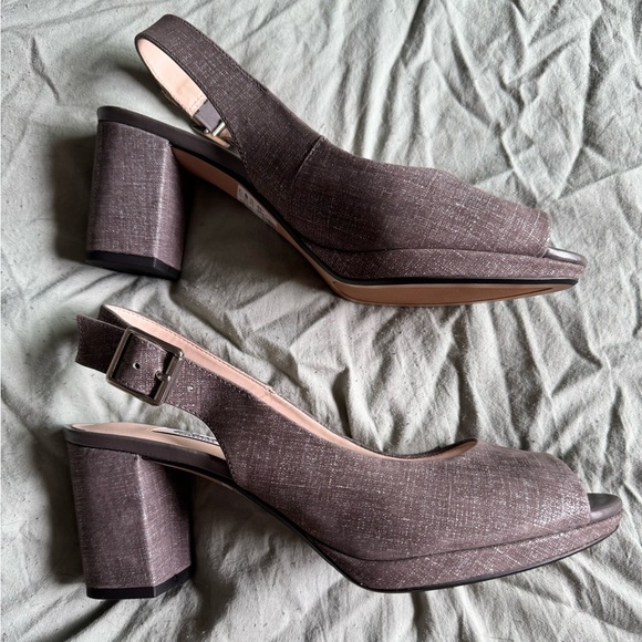 Clarks Women's Open-Toe Slingback Heels - Gray NWOB 9.5 - Picture 9 of 9